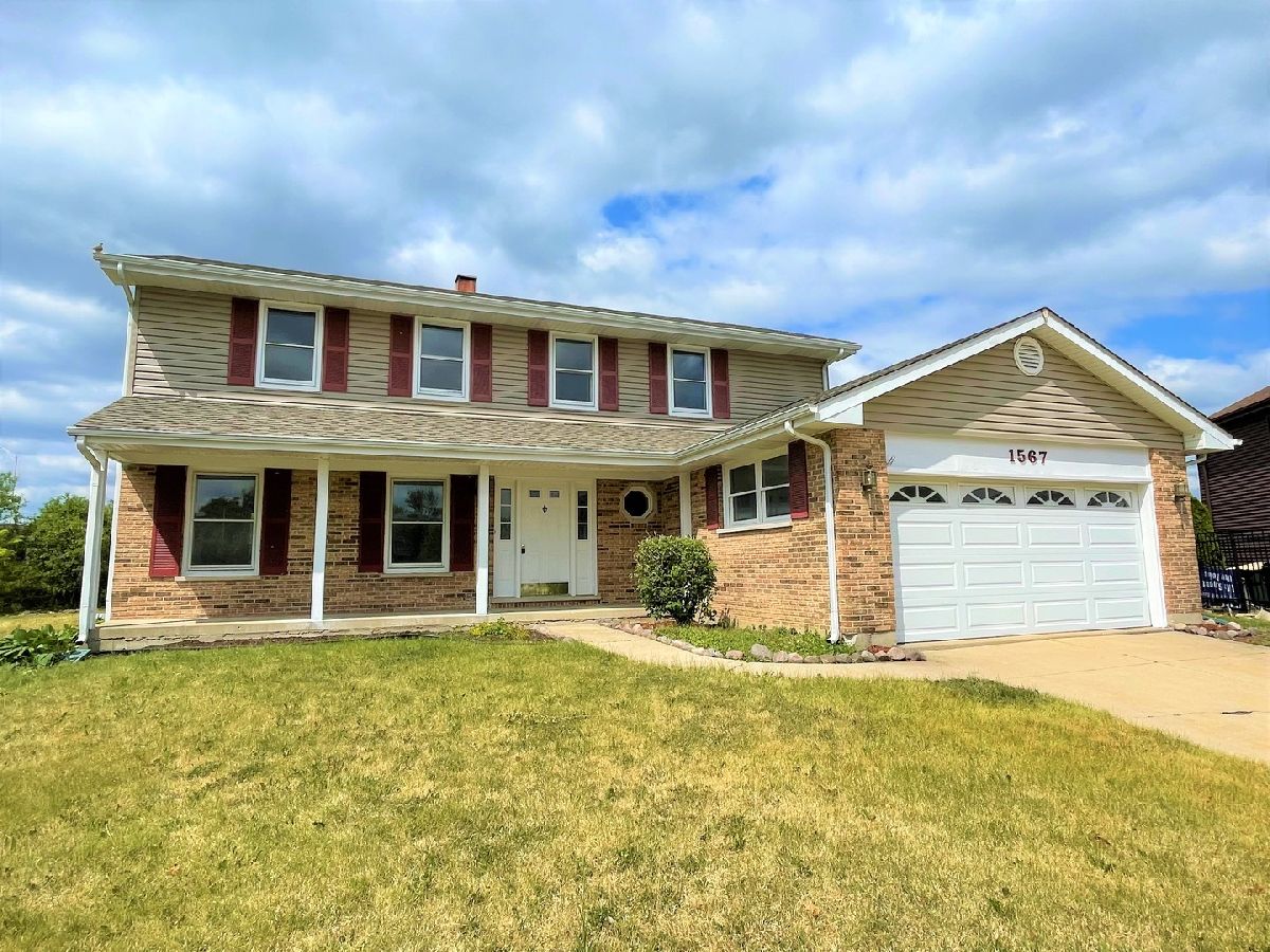 Homes Sold Shenandoah Elk Grove Village Illinois, 1567 Patricia