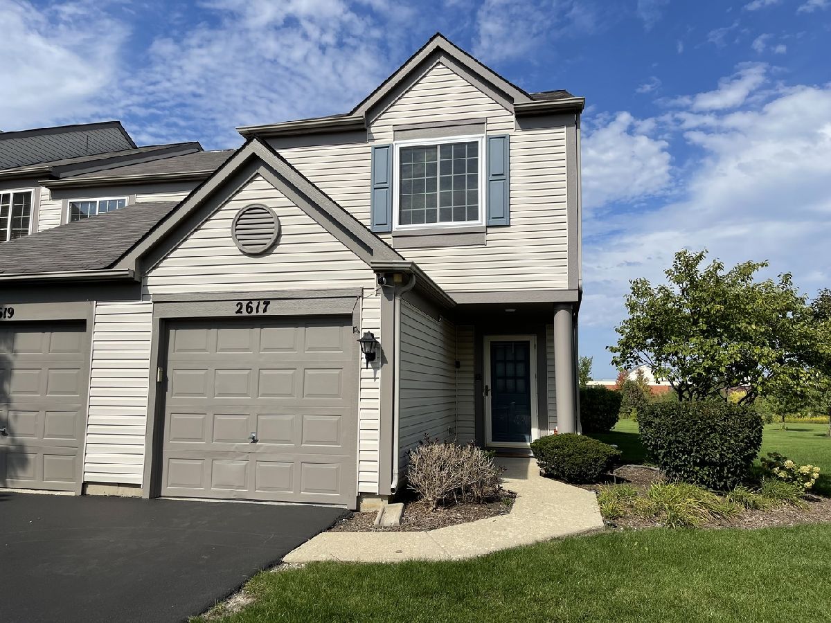 Townhomes Rented Carrolwood Naperville Illinois, 2617 Carrolwood