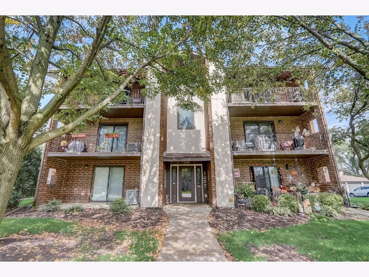 Condominiums Sold River Shores Naperville Illinois, 1257 Chalet