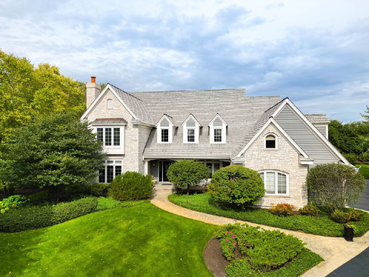 Homes Sold River Bend Libertyville Illinois, 5216 River Bend