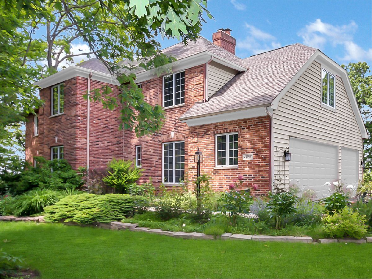 Homes Rented Summerhill Estates Mundelein Illinois, 24058 Old Oak