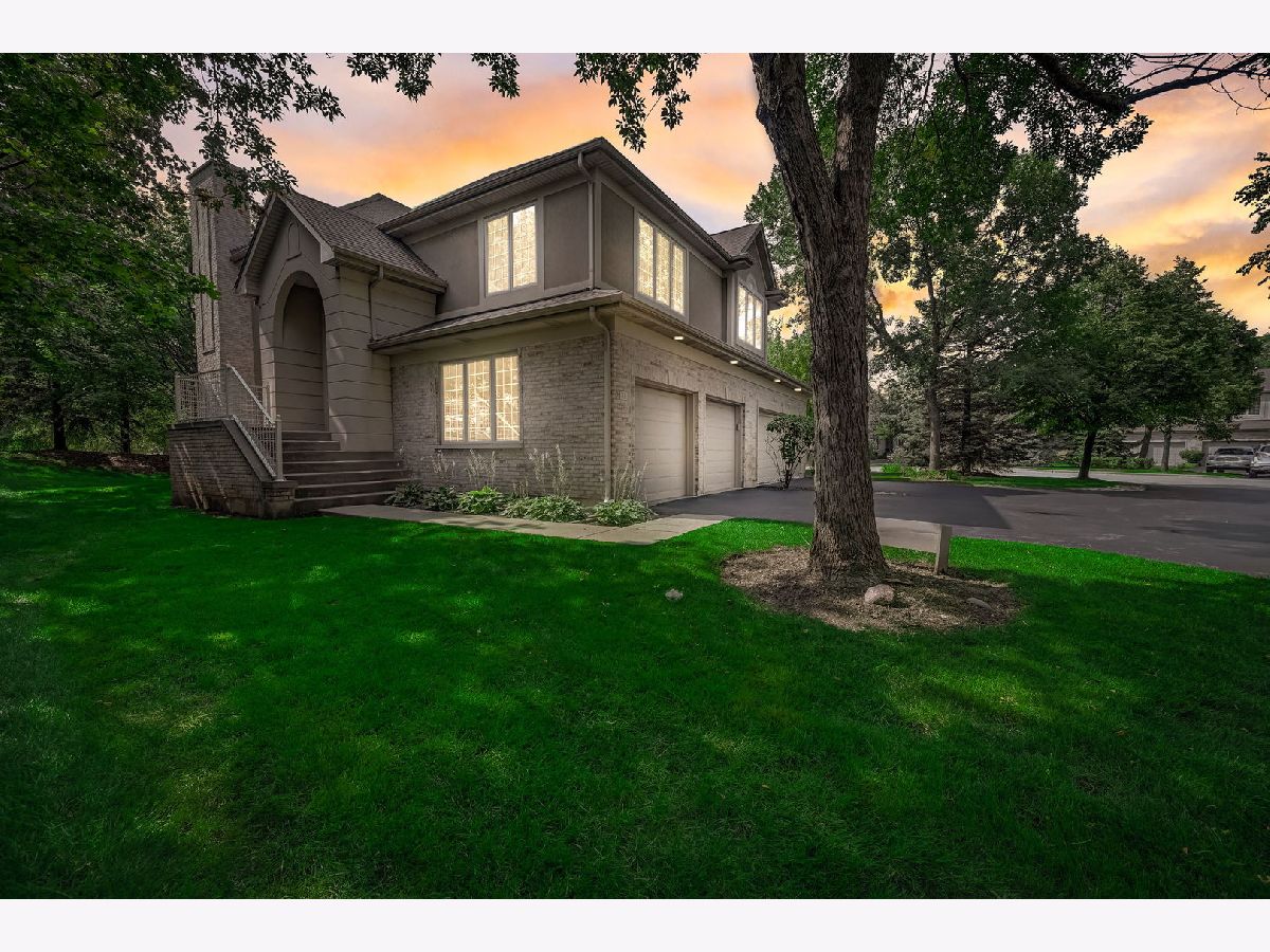 Townhomes Sold Beaconfield Lincolnshire Illinois, 55 Beaconsfield
