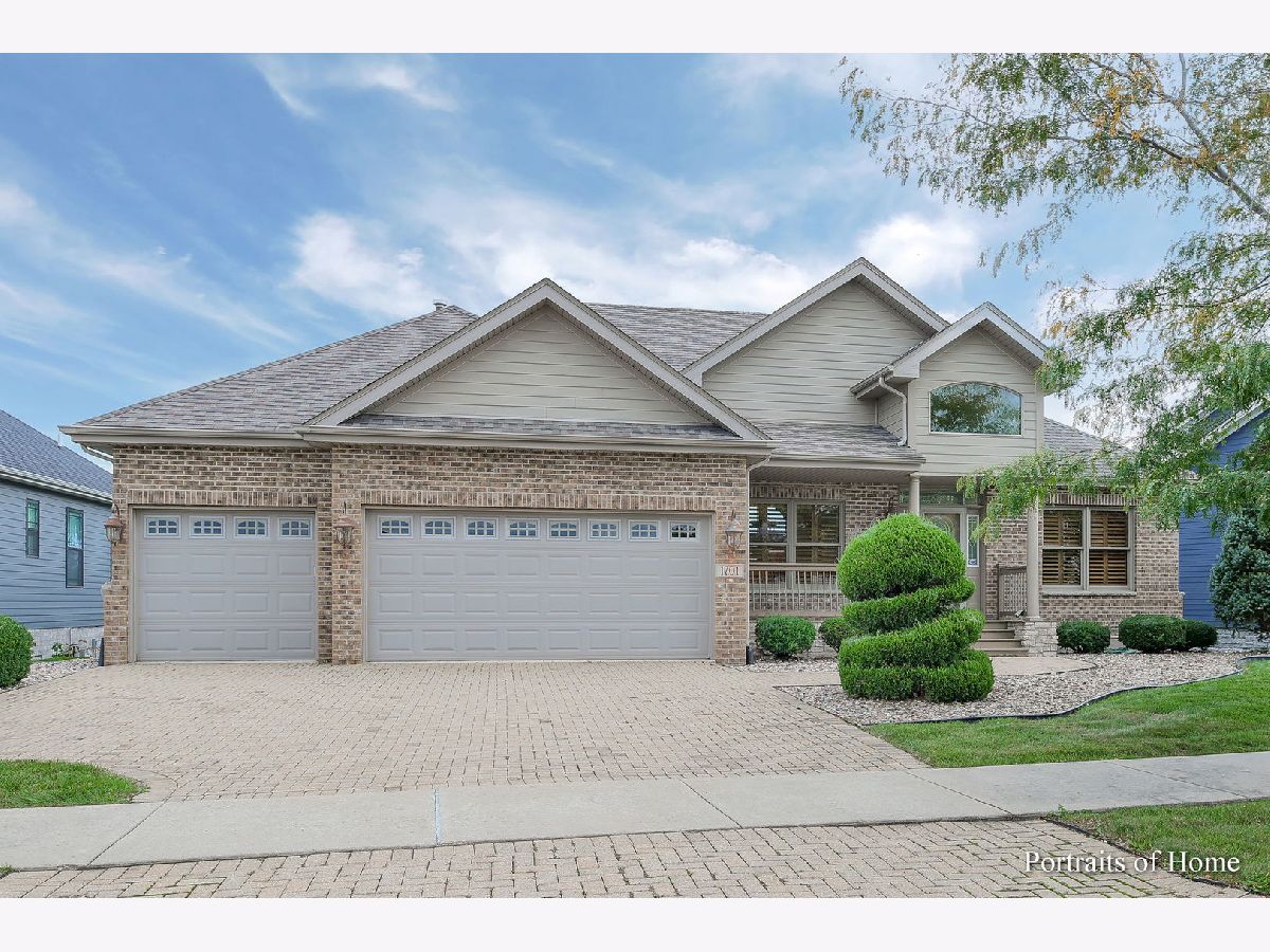 Homes Sold Towne Center Shorewood Illinois, 1701 Peyton