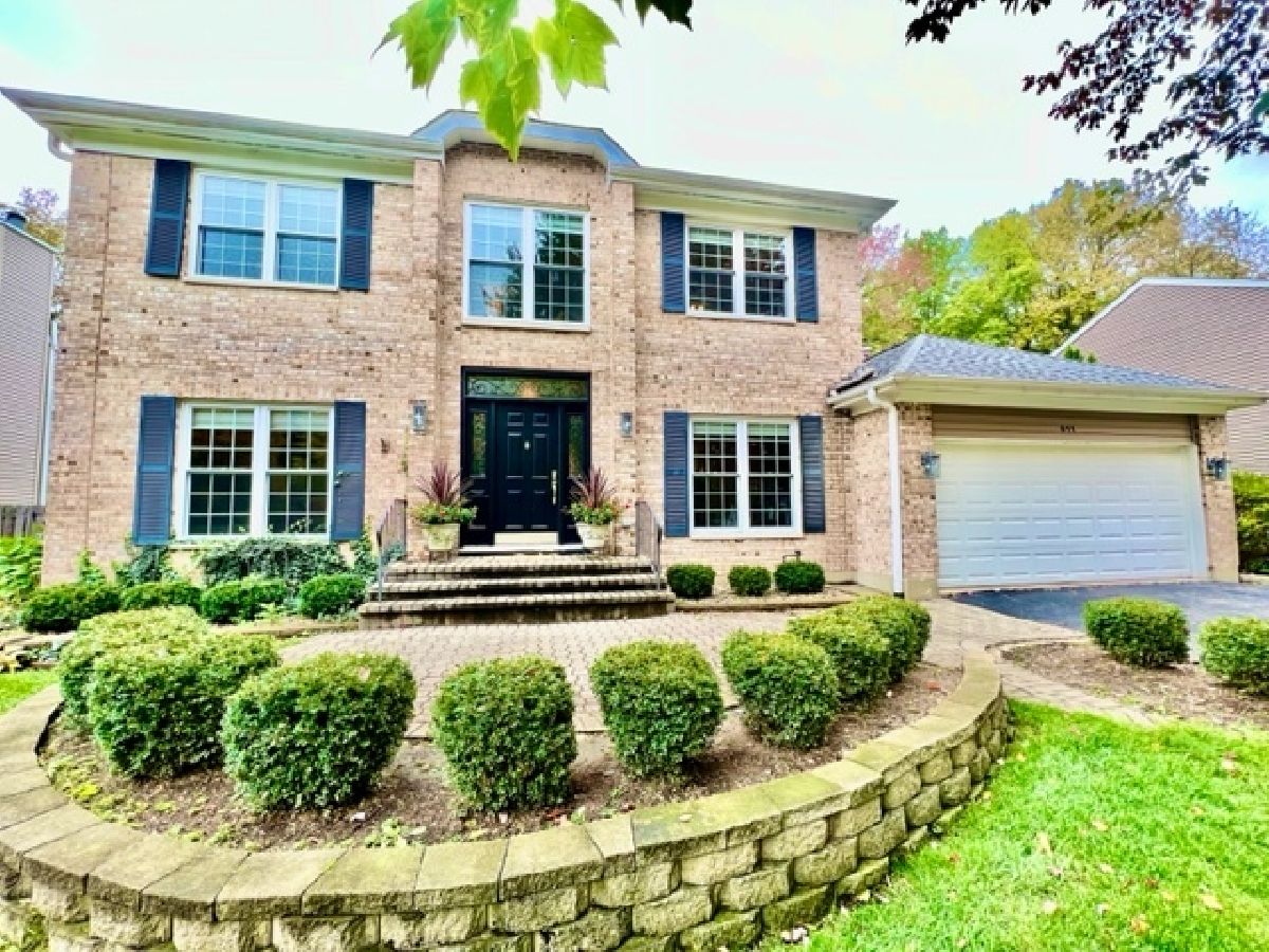 Townhomes & Homes Sold Old Oak Terrace Algonquin Illinois, 911 Plymouth
