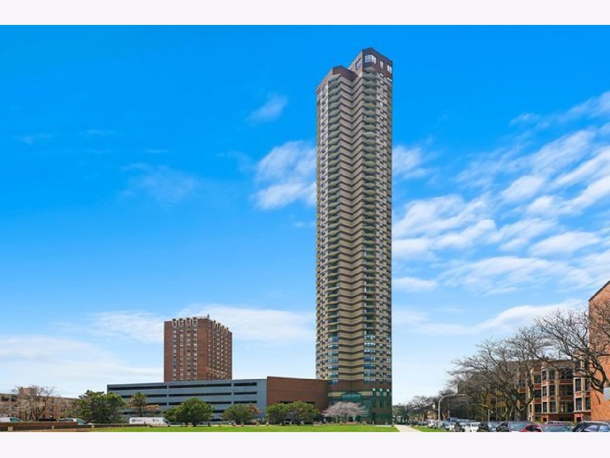 Condominiums Rented The New York Chicago Illinois, 3660 Lake Shore