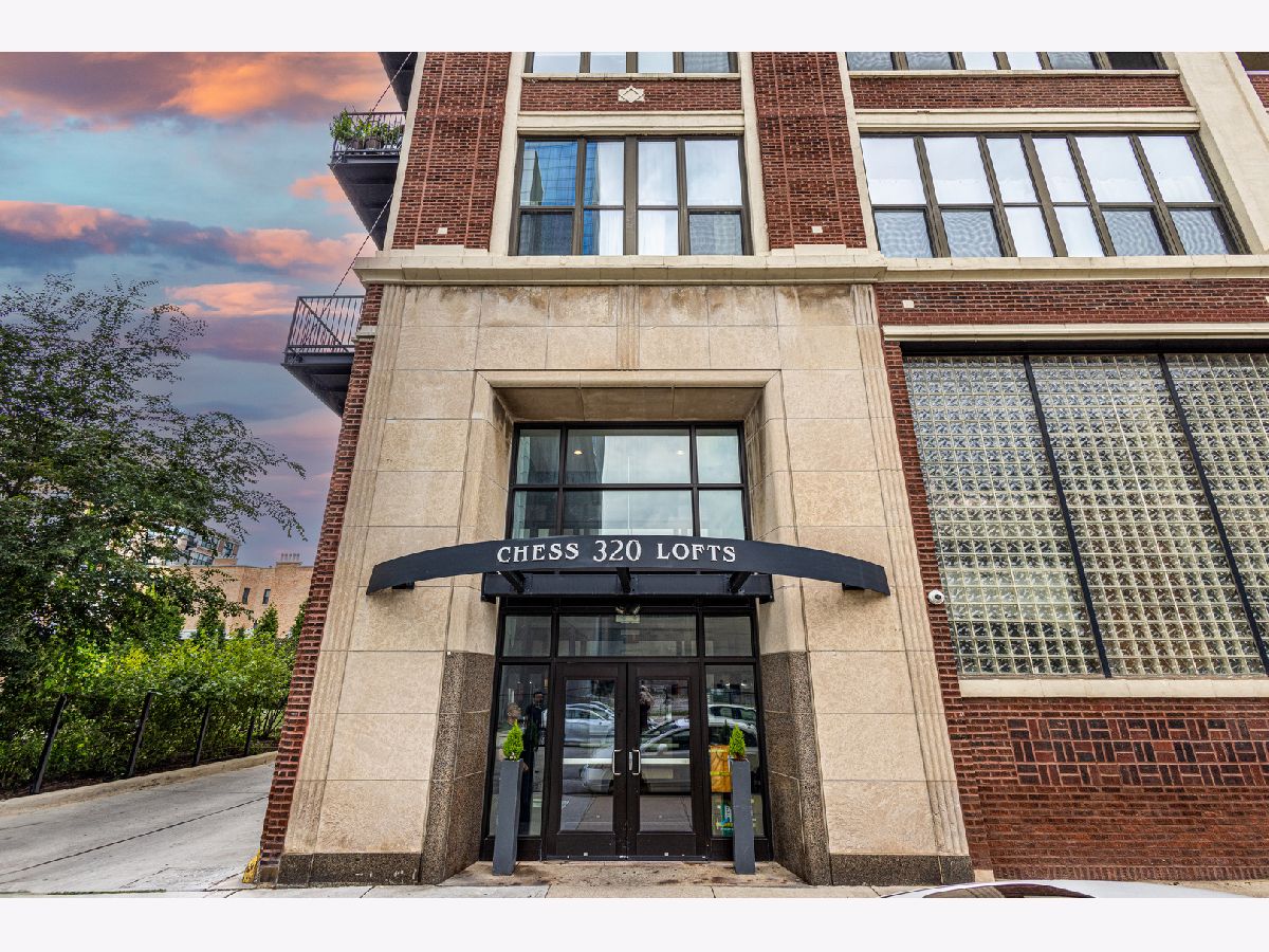 Condominiums Sold Chess Lofts Chicago Illinois, 320 21st
