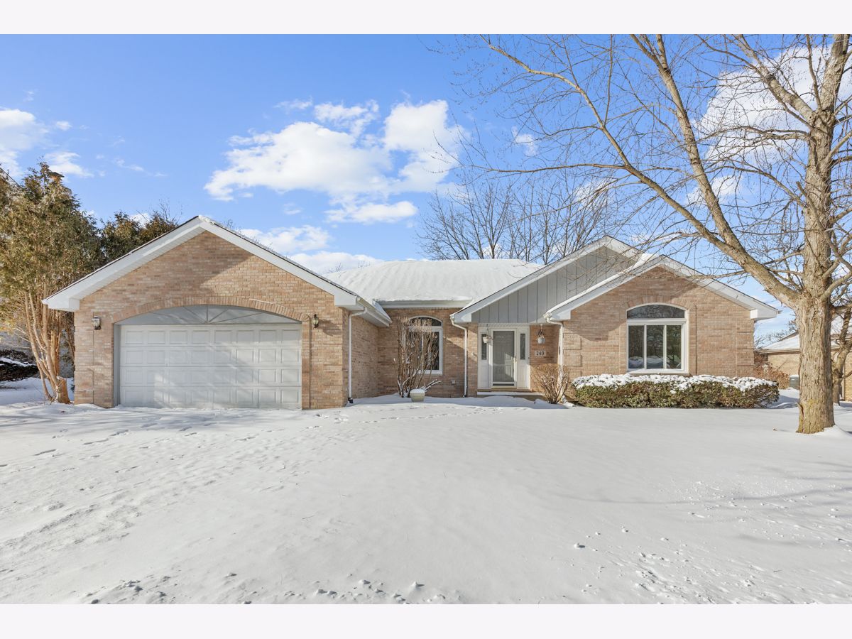 Homes Sold Brookside Ii Frankfort Illinois, 240 Locust