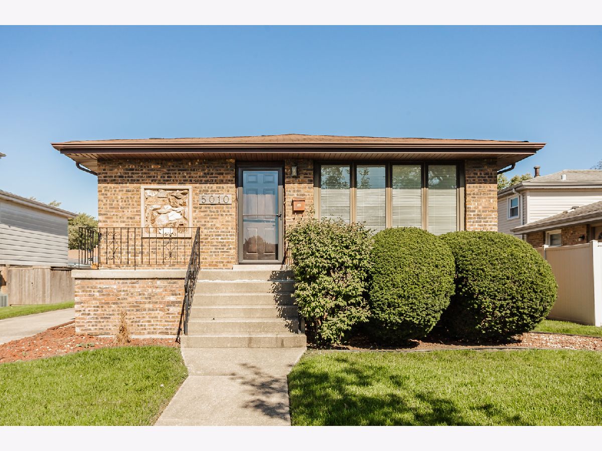 Condominiums & Homes Sold Laramie Square Alsip Illinois, 5010 121st