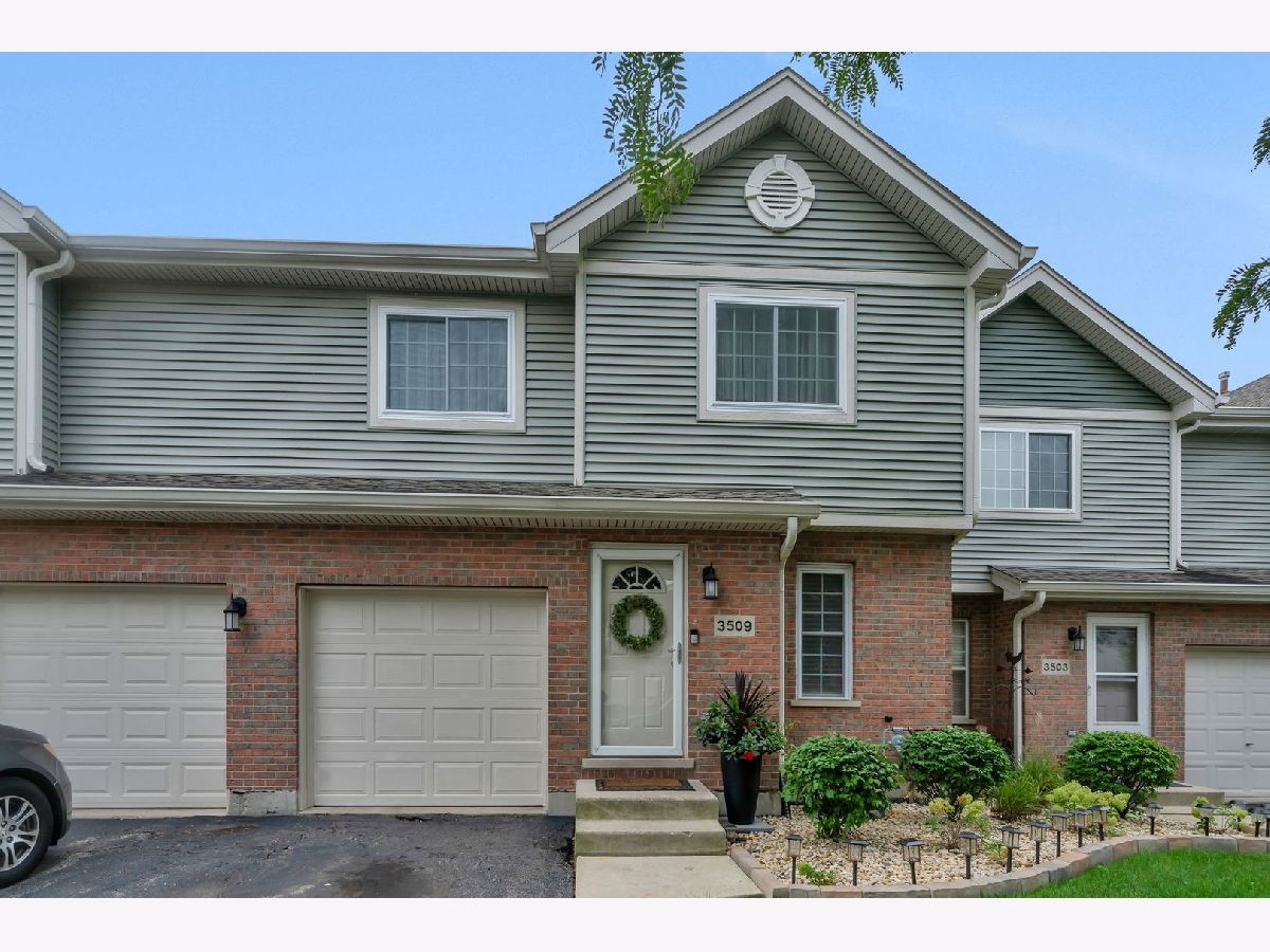 Townhomes & Condos Sold Emerald Shores Aurora Illinois, 3509 Cerena