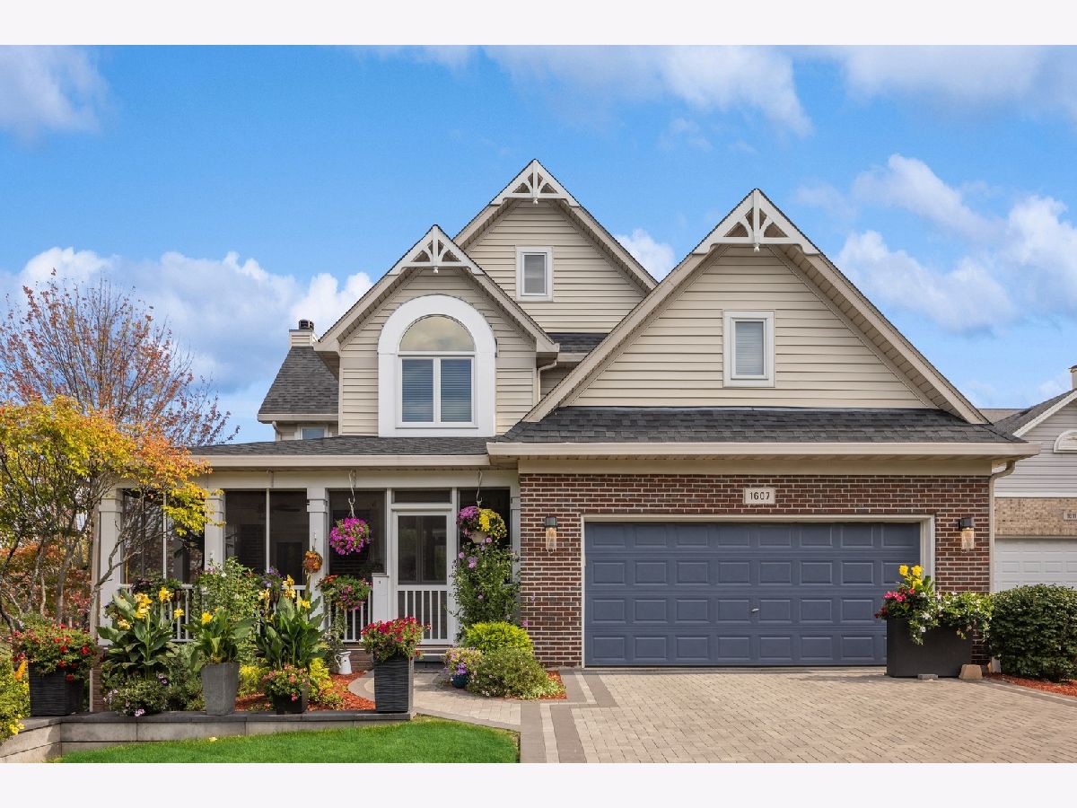 Homes Sold Falcon Meadows Lombard Illinois, 1607 Charlotte