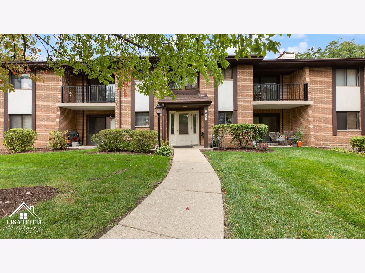 Condominiums Sold Piers Ii Woodridge Illinois, 8206 Piers