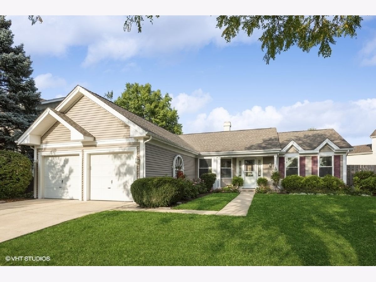 Homes Sold Little Creek Farm Streamwood Illinois, 119 Little Creek