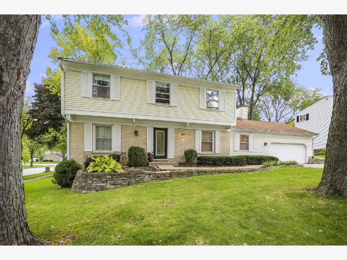 Homes Sold Orchard Brook Downers Grove Illinois, 1580 Almond