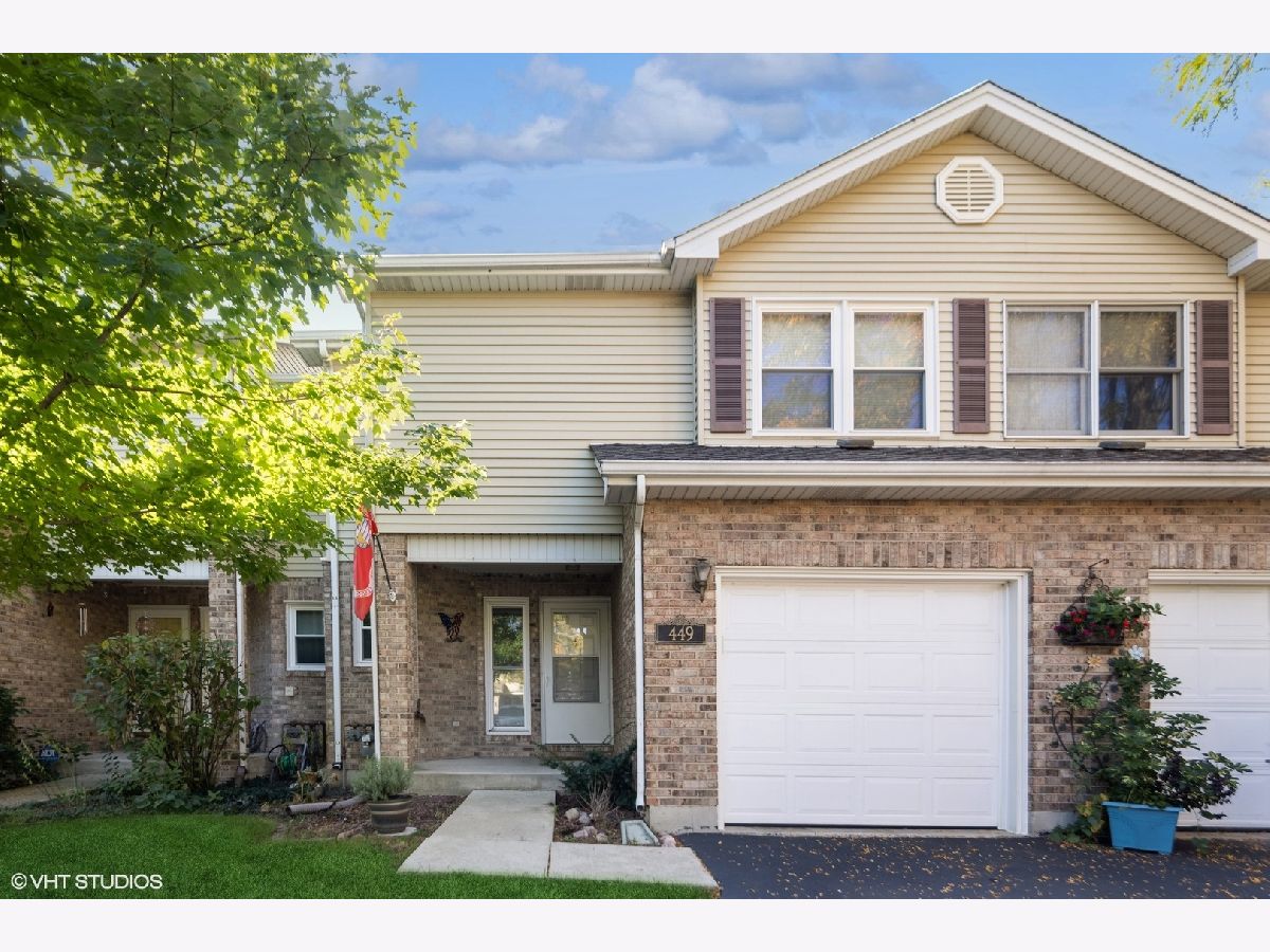 Townhomes Sold Wenbriar Square Addison Illinois, 449 Wenbriar