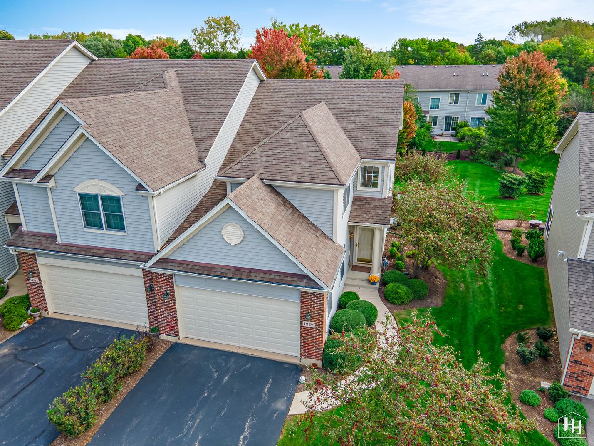 Townhomes Sold West Lake Cary Illinois, 1257 Prairie View