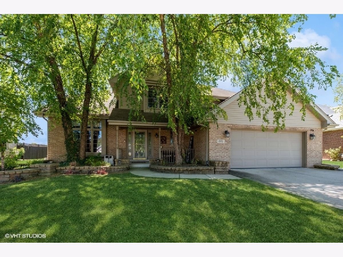 Homes Sold Hibernia Estates New Lenox Illinois, 1372 Lahard
