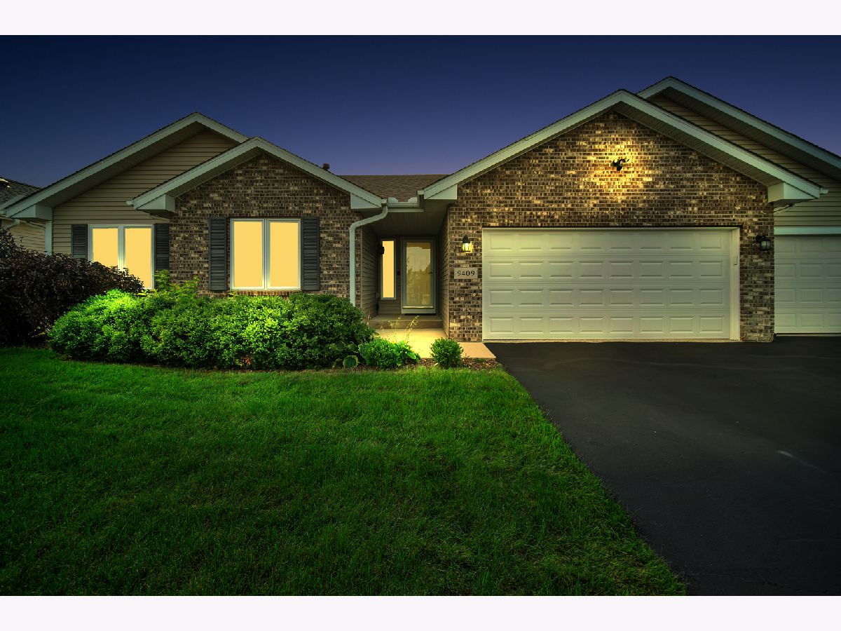Homes & Condos & Townhomes Sold Timberlyne Hollow Machesney Park Illinois, 9409 Emerson