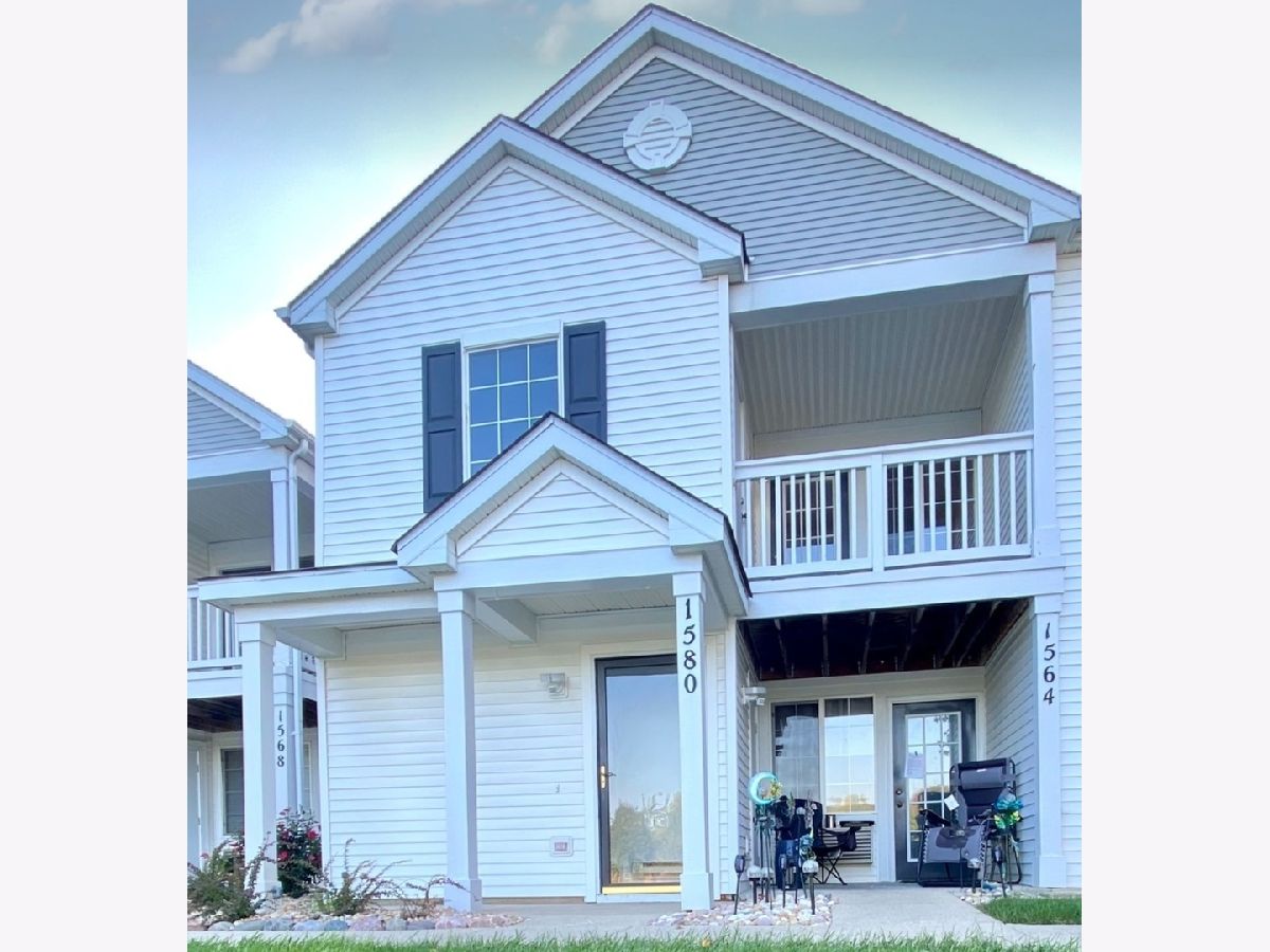 Condos & Townhomes Rented Prairie Point Aurora Illinois, 1580 Mcclure