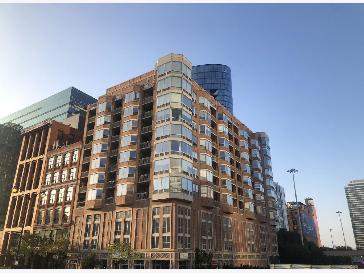 Condominiums Sold City View Tower Chicago Illinois, 720 Randolph
