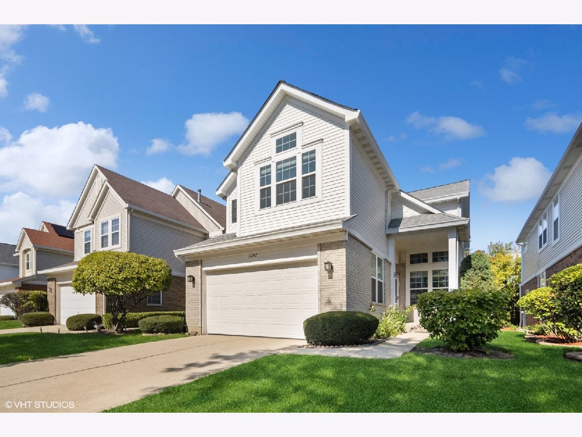 Homes & Townhomes Sold Avondale Westchester Illinois, 11242 Wildridge