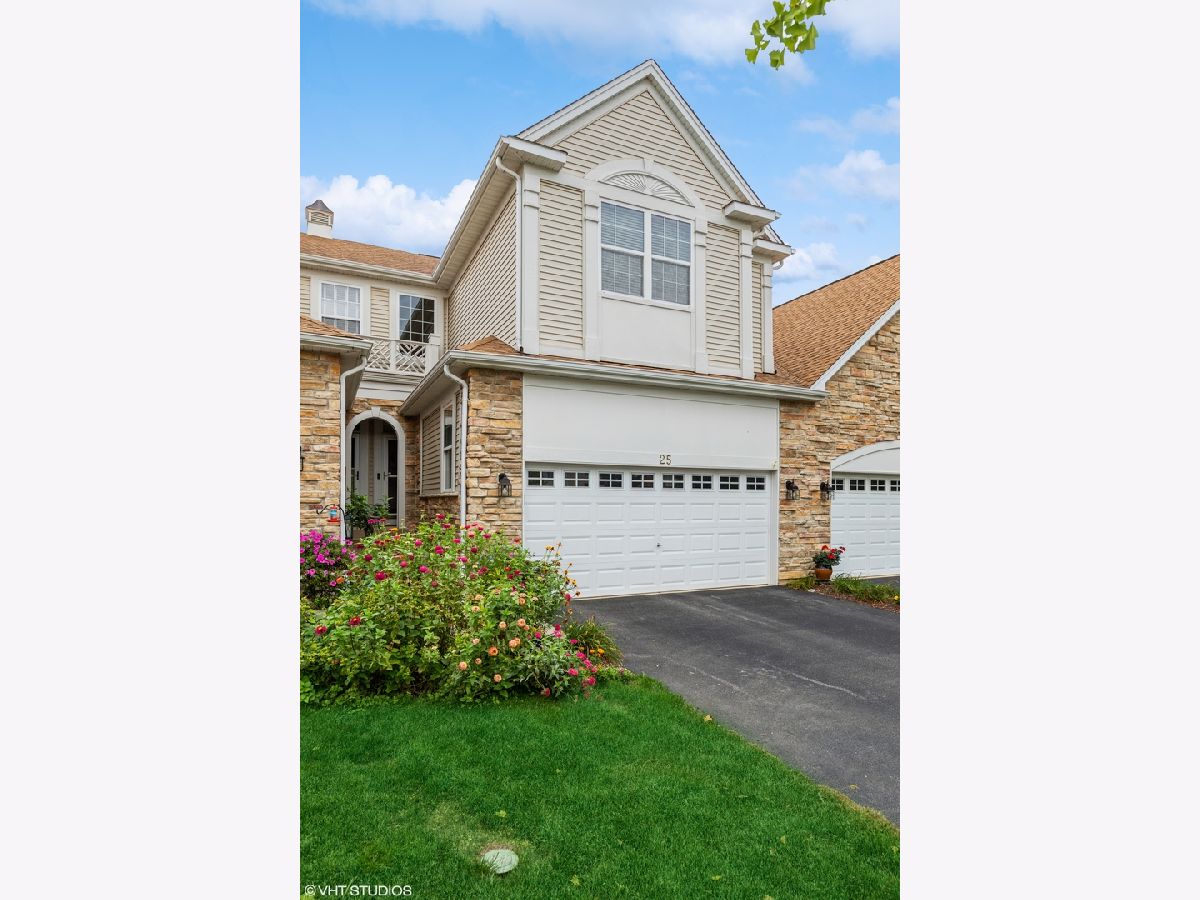 Townhomes Sold Winding Creek Algonquin Illinois, 25 Kelsey