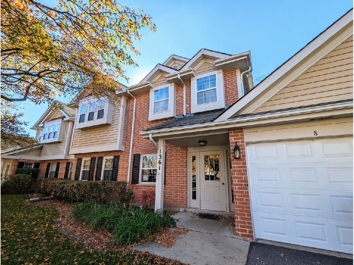 Condos & Townhomes Rented Harvest Run Palatine Illinois, 1361 Evergreen