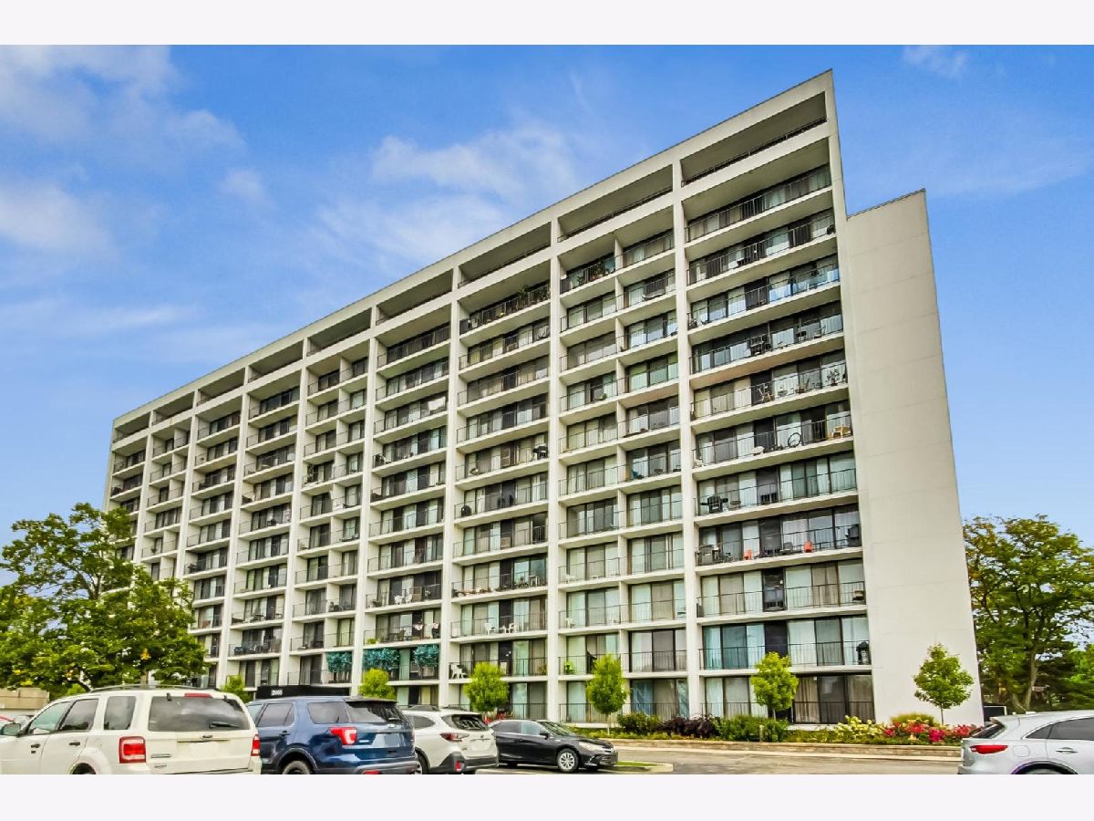 Condominiums Sold Cove Landing Lombard Illinois, 2005 Finley