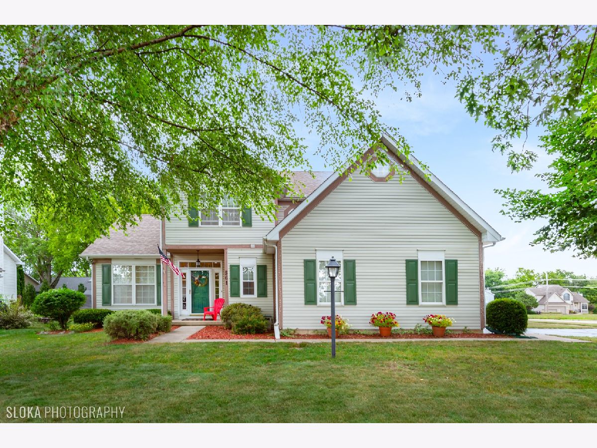 Homes Sold Prairie Ridge Woodstock Illinois, 561 Blue Bonnet