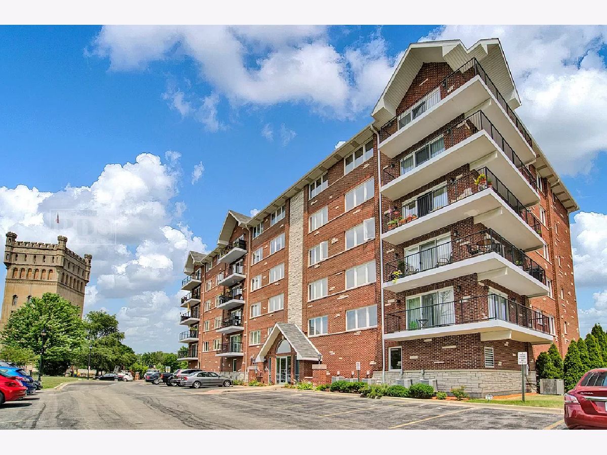  Rented Lyons Illinois, 8010 River Walk