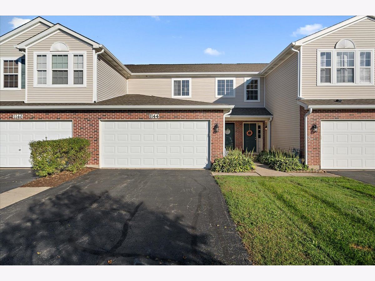 Townhomes & Condos Sold Longford Lakes Yorkville Illinois, 1144 Freemont