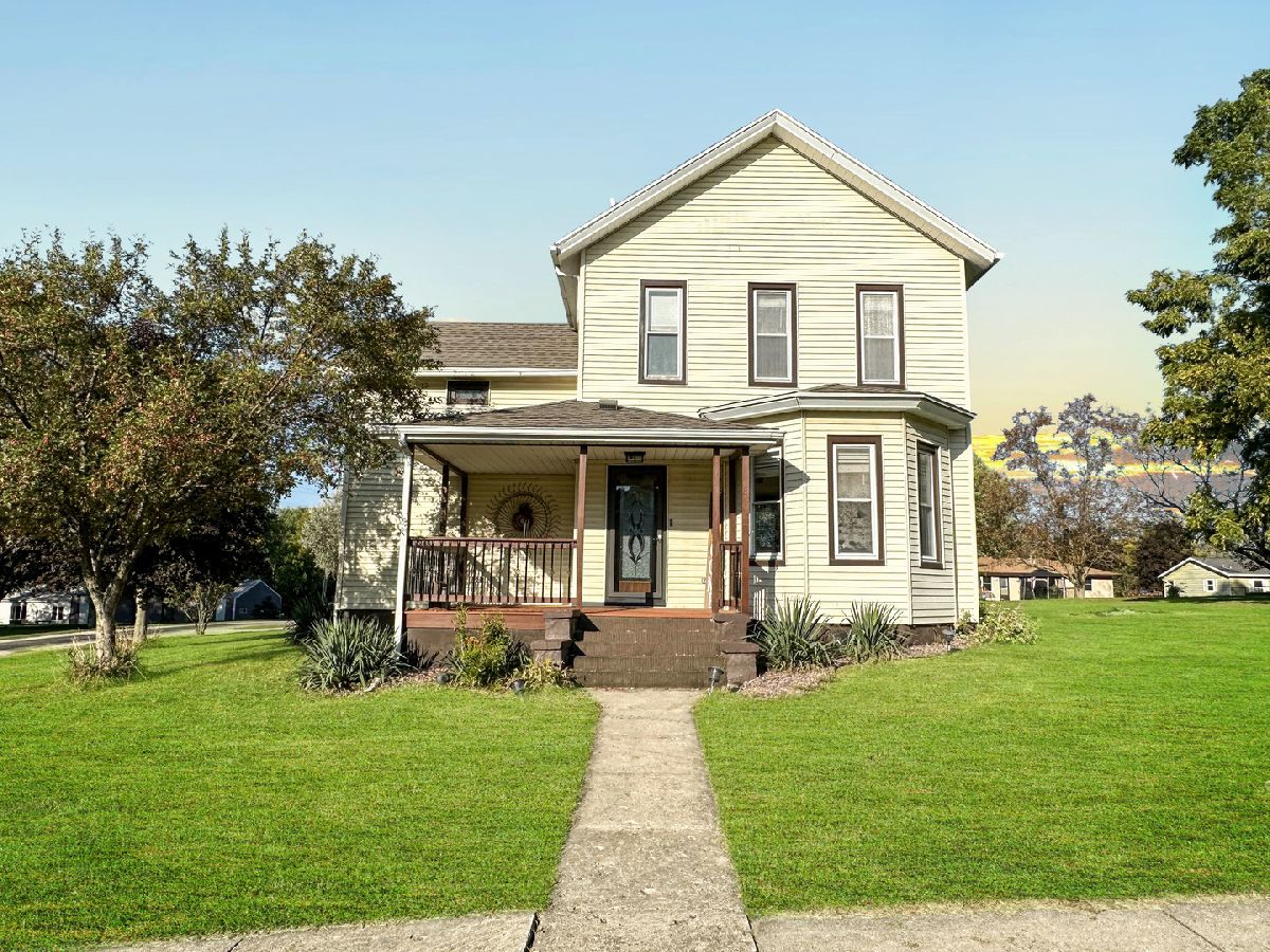  Sold Cedarville Illinois, 80 Stephenson