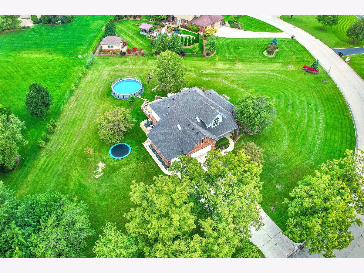 Homes Sold Chessington Grove East New Lenox Illinois, 12206 Cashlenan