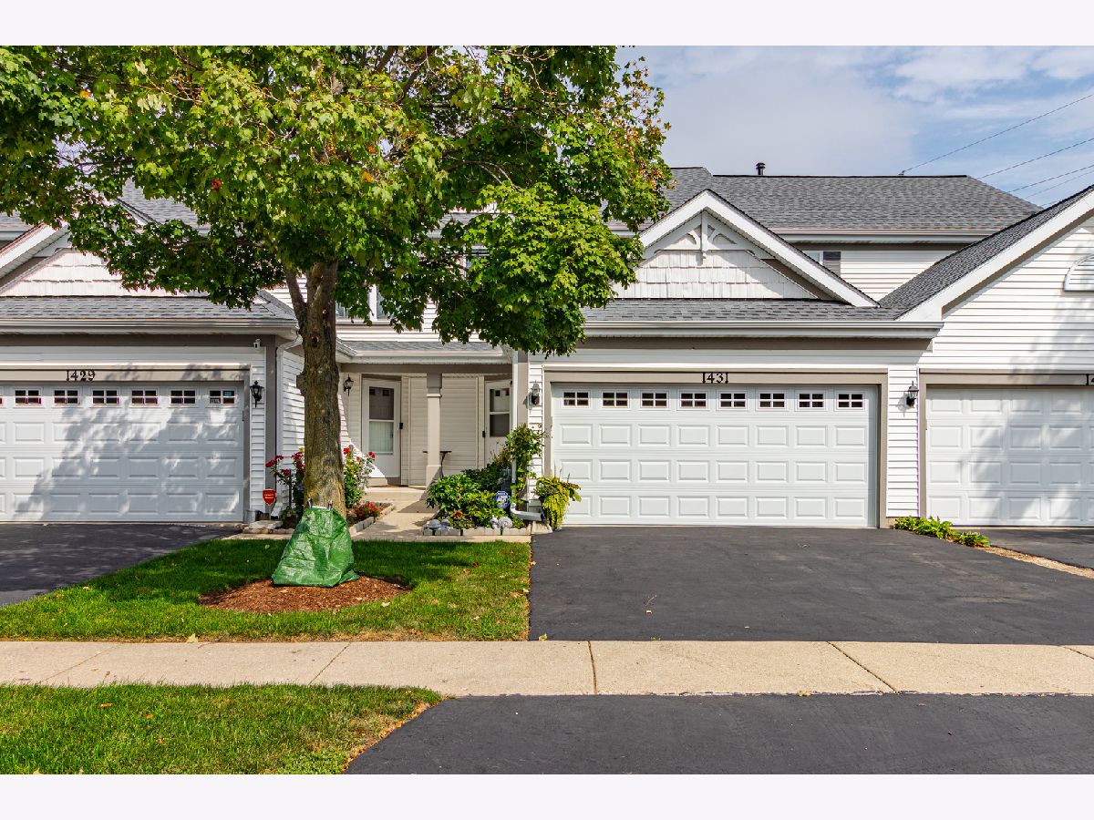 Townhomes Sold Insignia Ridge Mundelein Illinois, 1431 Wesley
