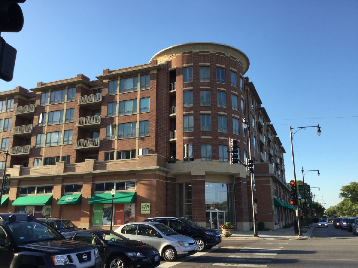 Homes & Condos & Townhomes Rented Sauganash Chicago Illinois, 6000 Cicero
