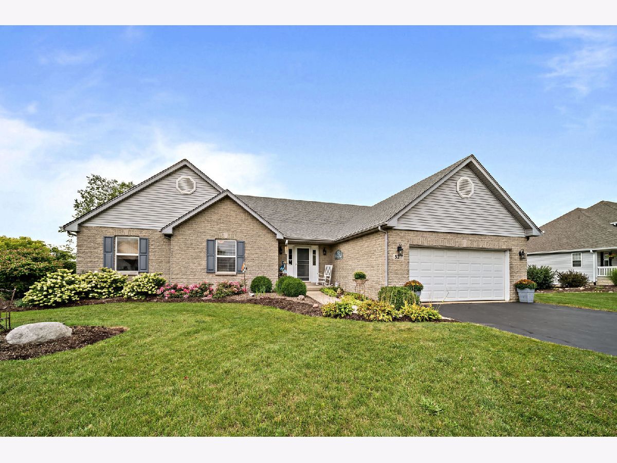 Homes Sold Cotton Estate Johnsburg Illinois, 5217 Autumn