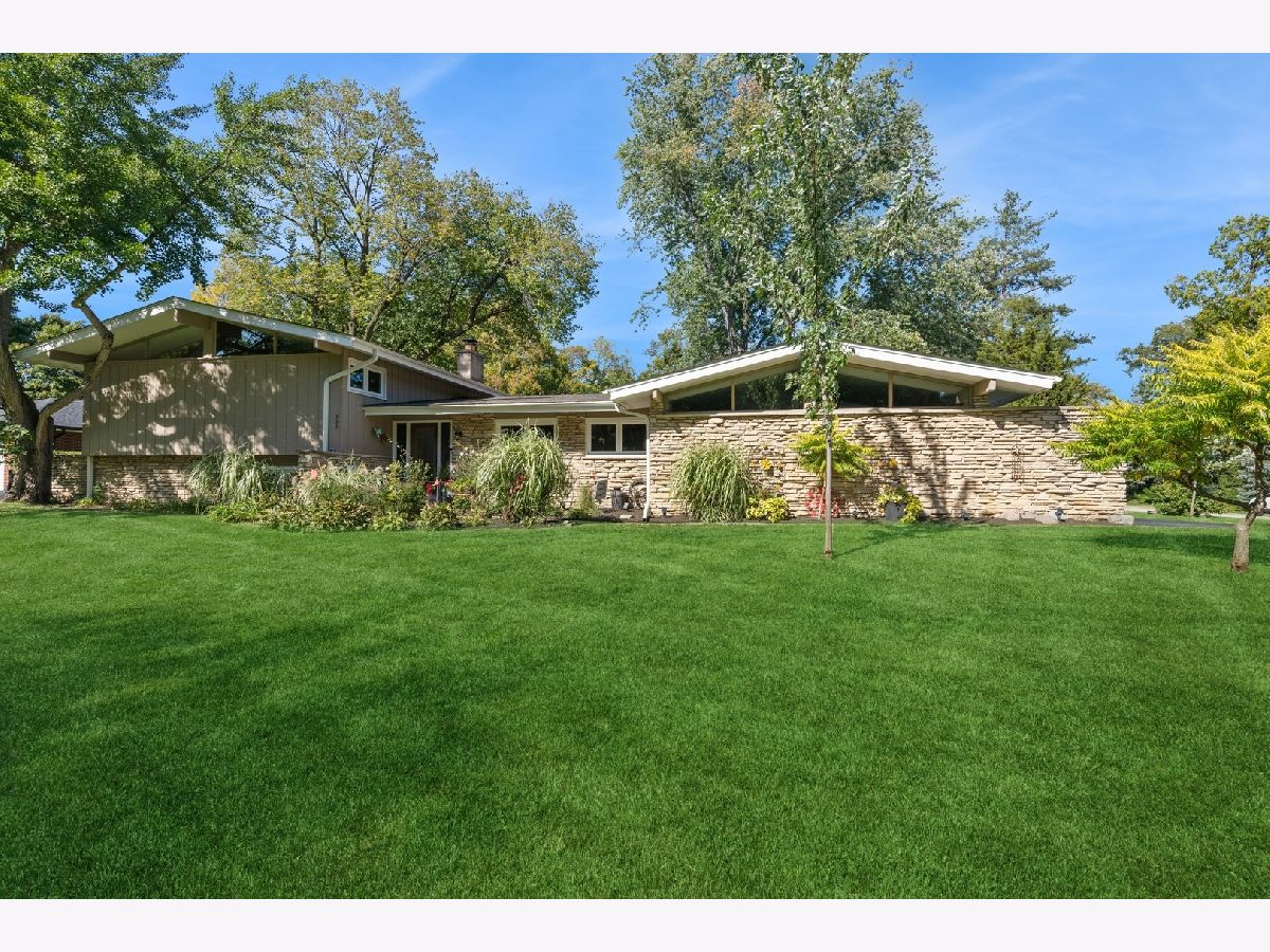 Homes Sold Forest Estates Palatine Illinois, 330 Forest