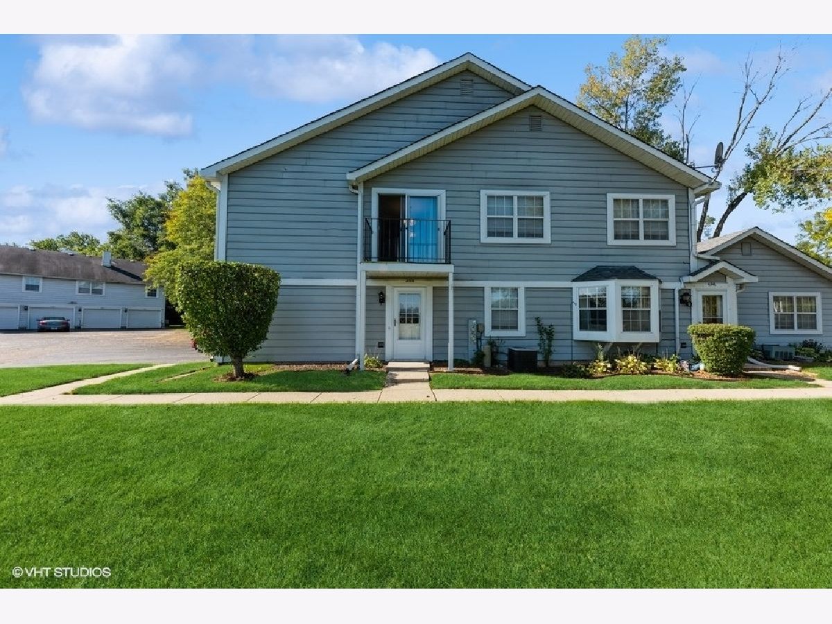 Townhomes & Condos Sold Cornell Lakes Palatine Illinois, 438 Lake Shore