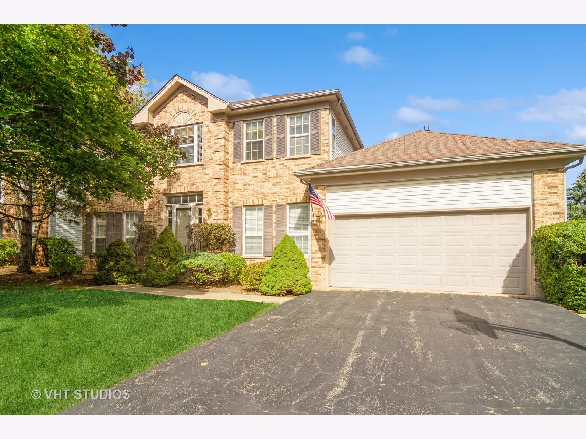 Homes Sold Victoria Woods Fox River Grove Illinois, 1119 Victoria