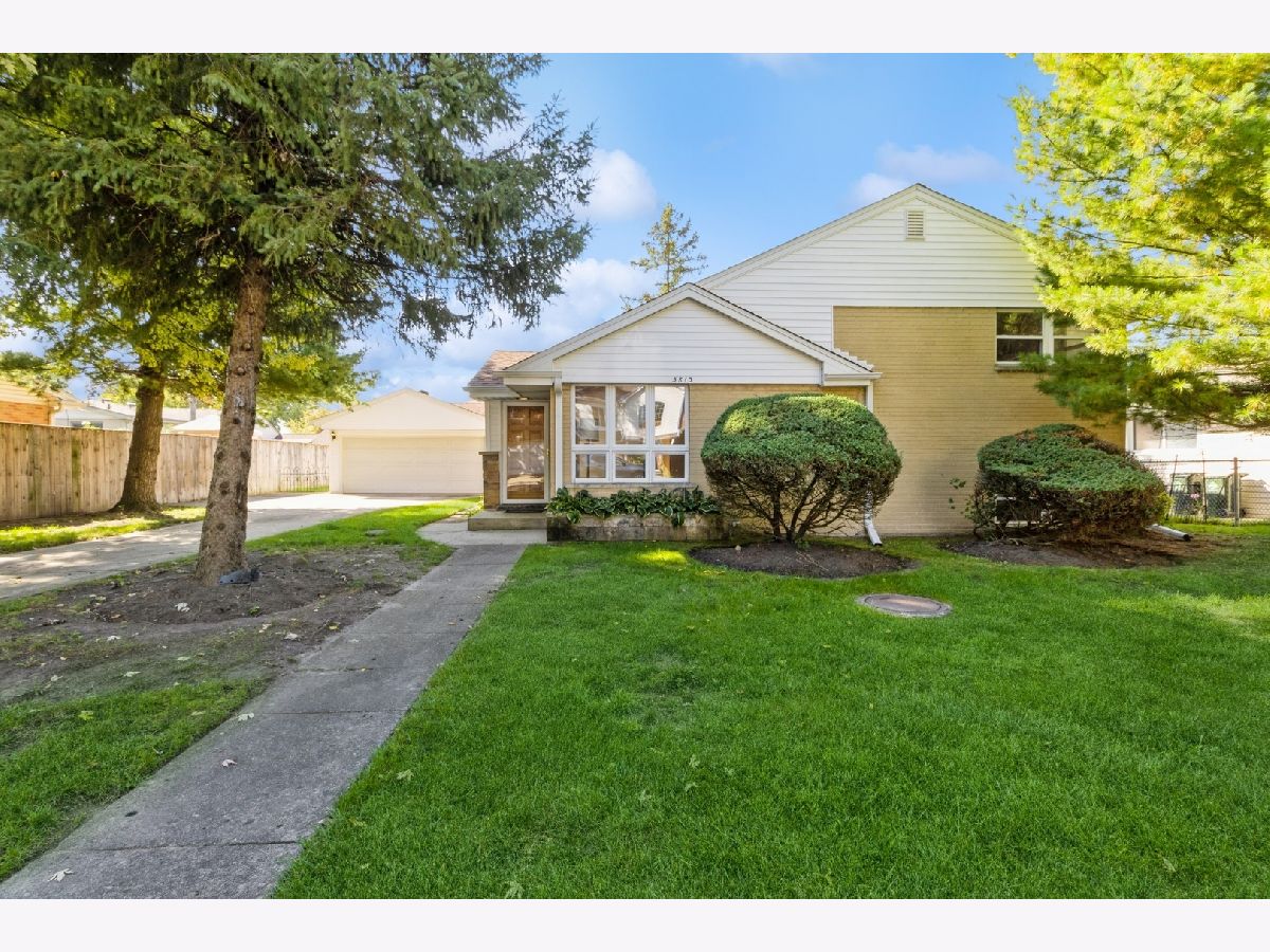 Homes Sold Capri Cove Morton Grove Illinois, 5813 Capri