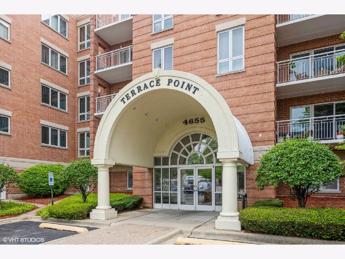 Condominiums Sold Terrace Point Condos Norridge Illinois, 4655 Cumberland
