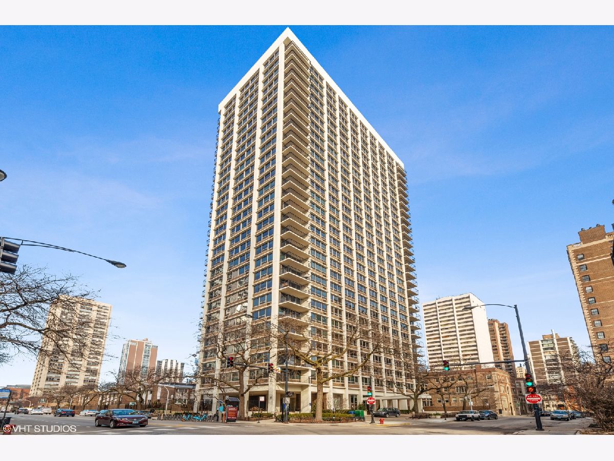 Condominiums Sold Lowell House Chicago Illinois, 88 Schiller