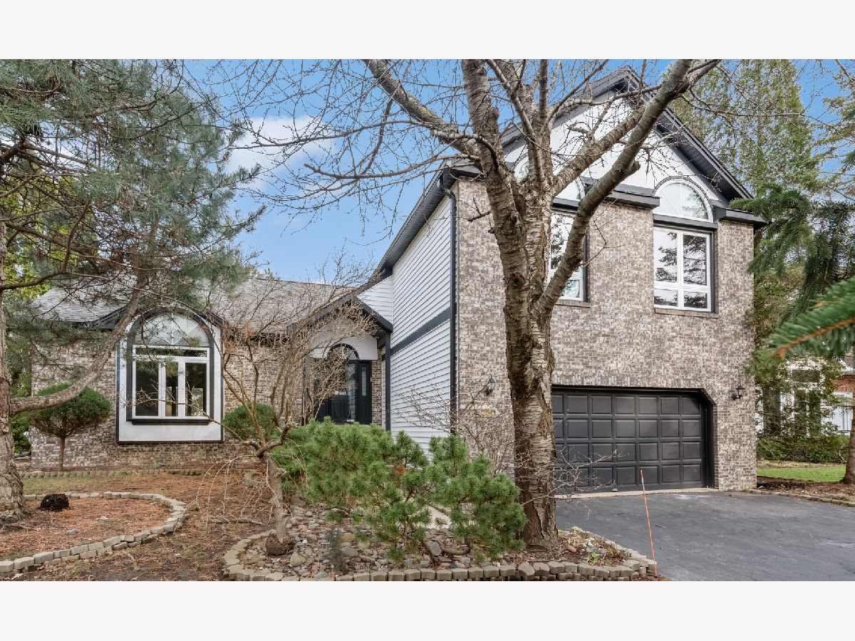 Homes Sold Cedar Creek Lake Zurich Illinois, 250 Hidden Creek