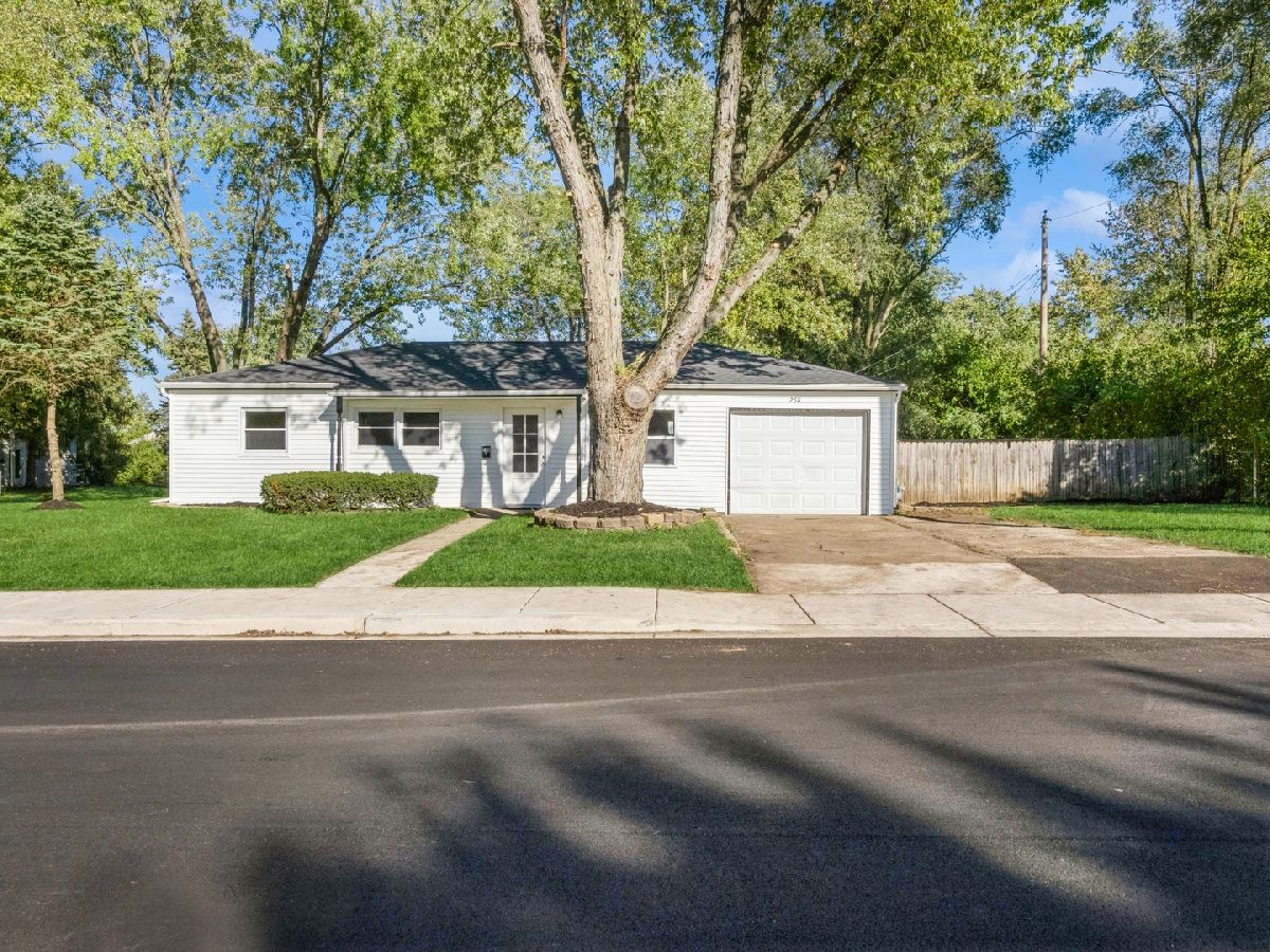 Homes Sold Lincolnwood Manor Carpentersville Illinois, 268 Rivers View