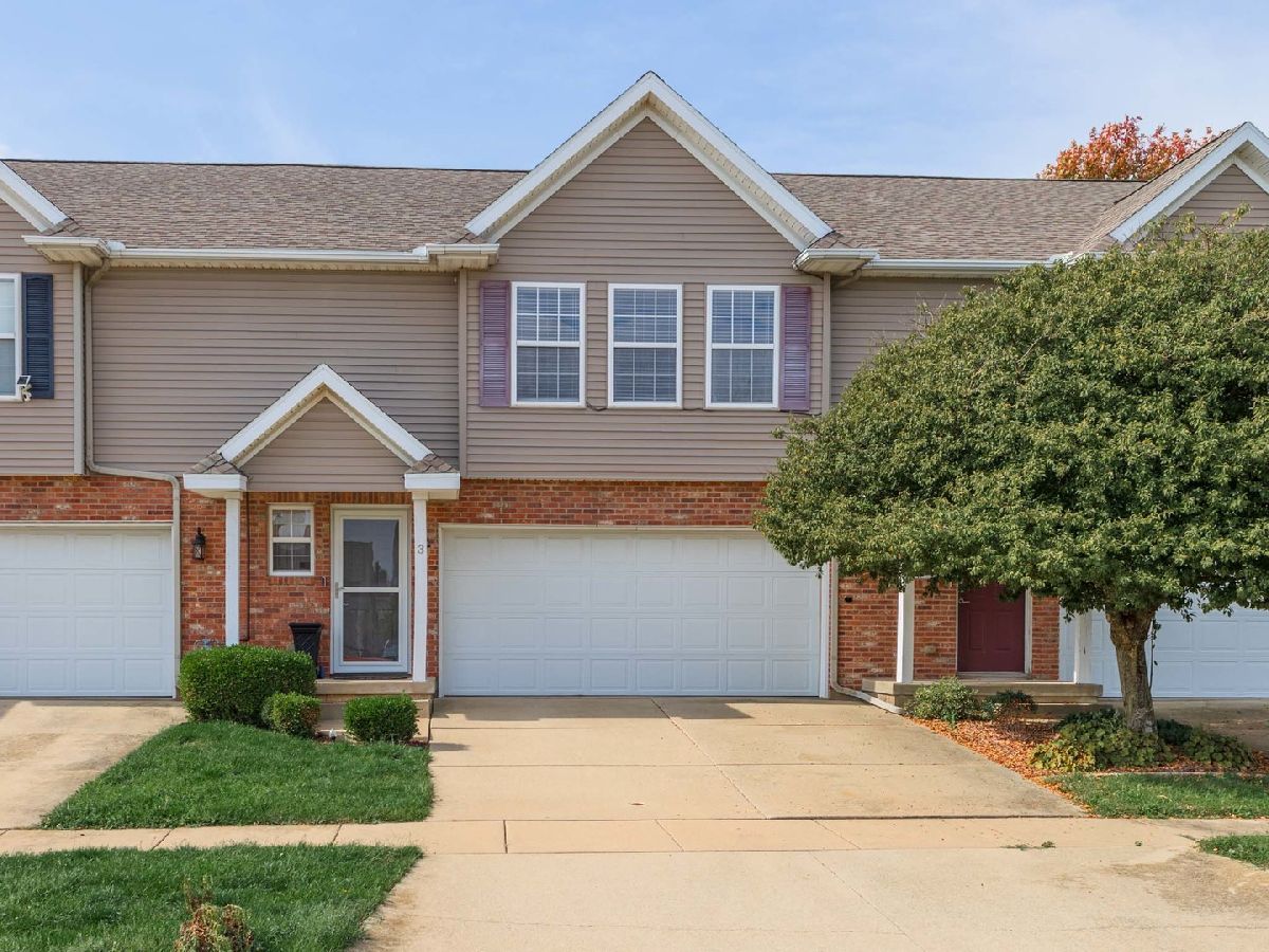 Condos & Townhomes & Homes Sold Lake Ridge Bloomington Illinois, 3 Oak Park