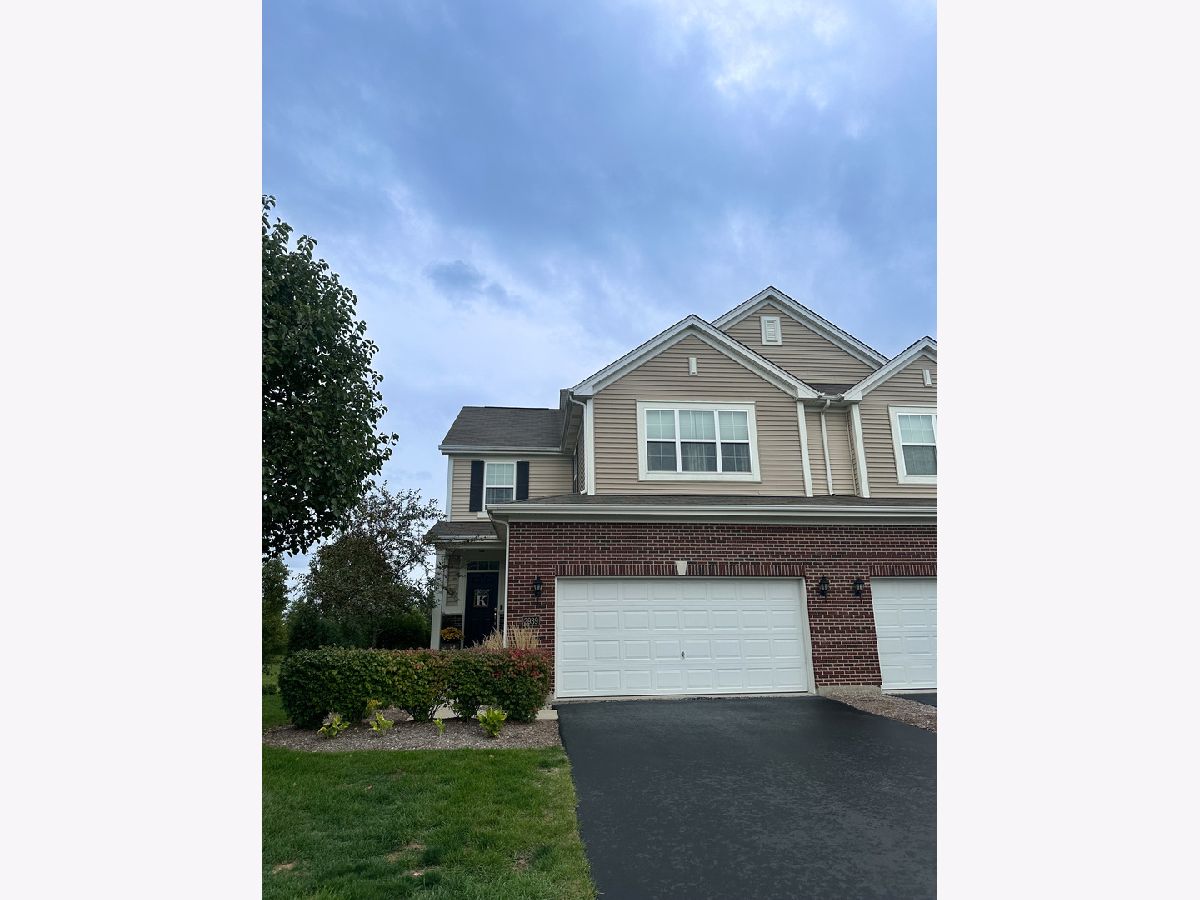 Townhomes Sold Savannah Crossing Aurora Illinois, 2939 Church