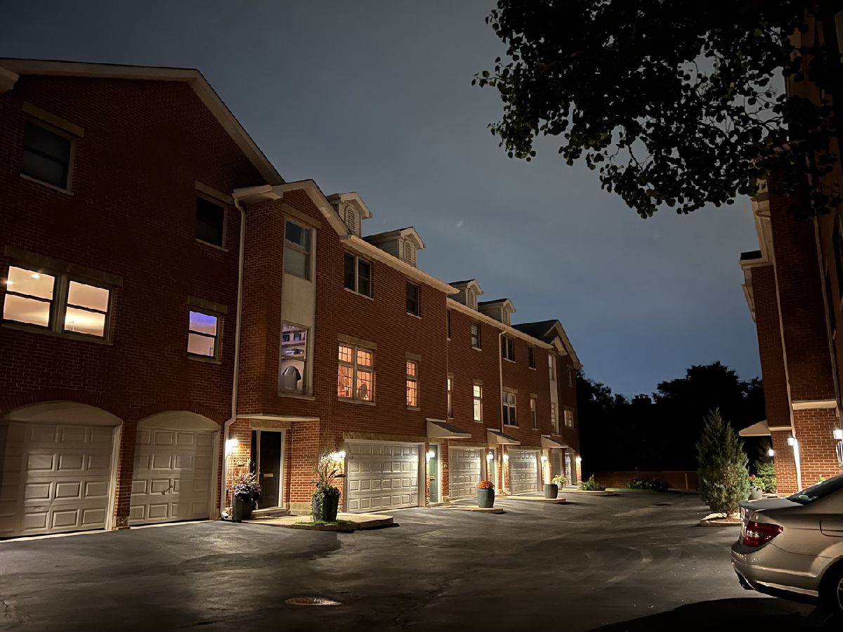 Townhomes Sold York Manor Elmhurst Illinois, 187 York