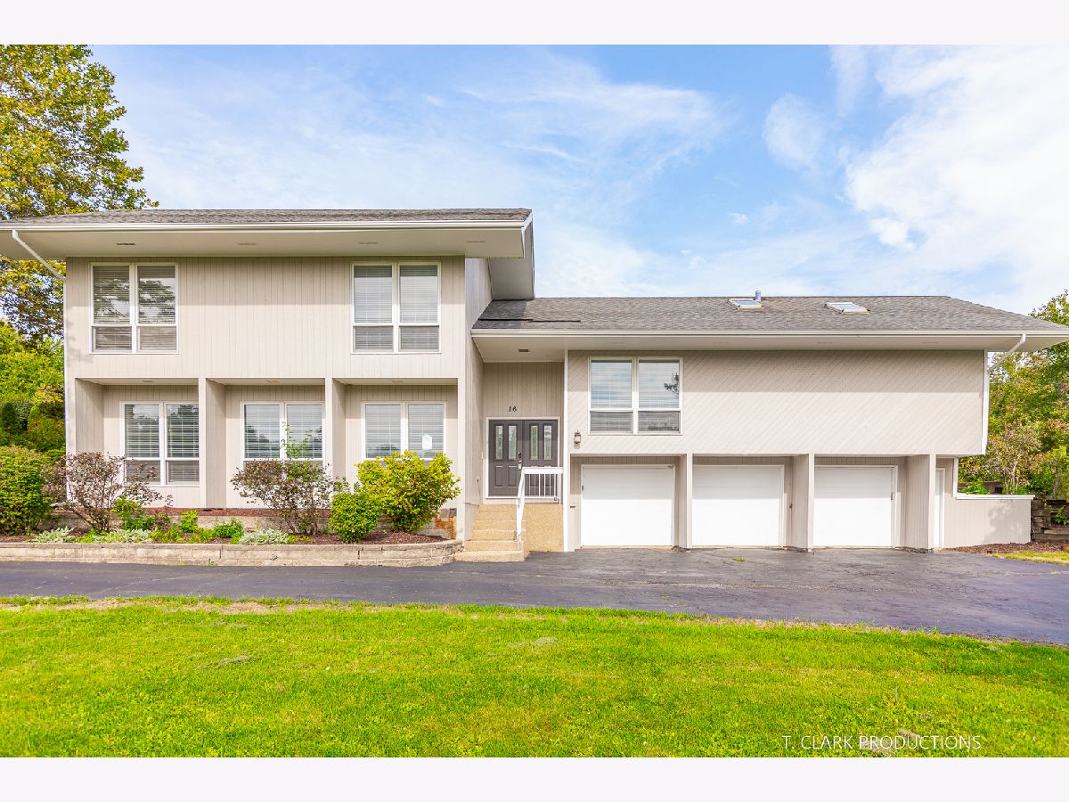 Homes Sold Equestrian Estates Lemont Illinois, 16 Horseshoe