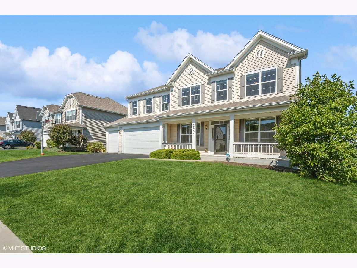 Homes Sold River Hills Bolingbrook Illinois, 2465 River Hills