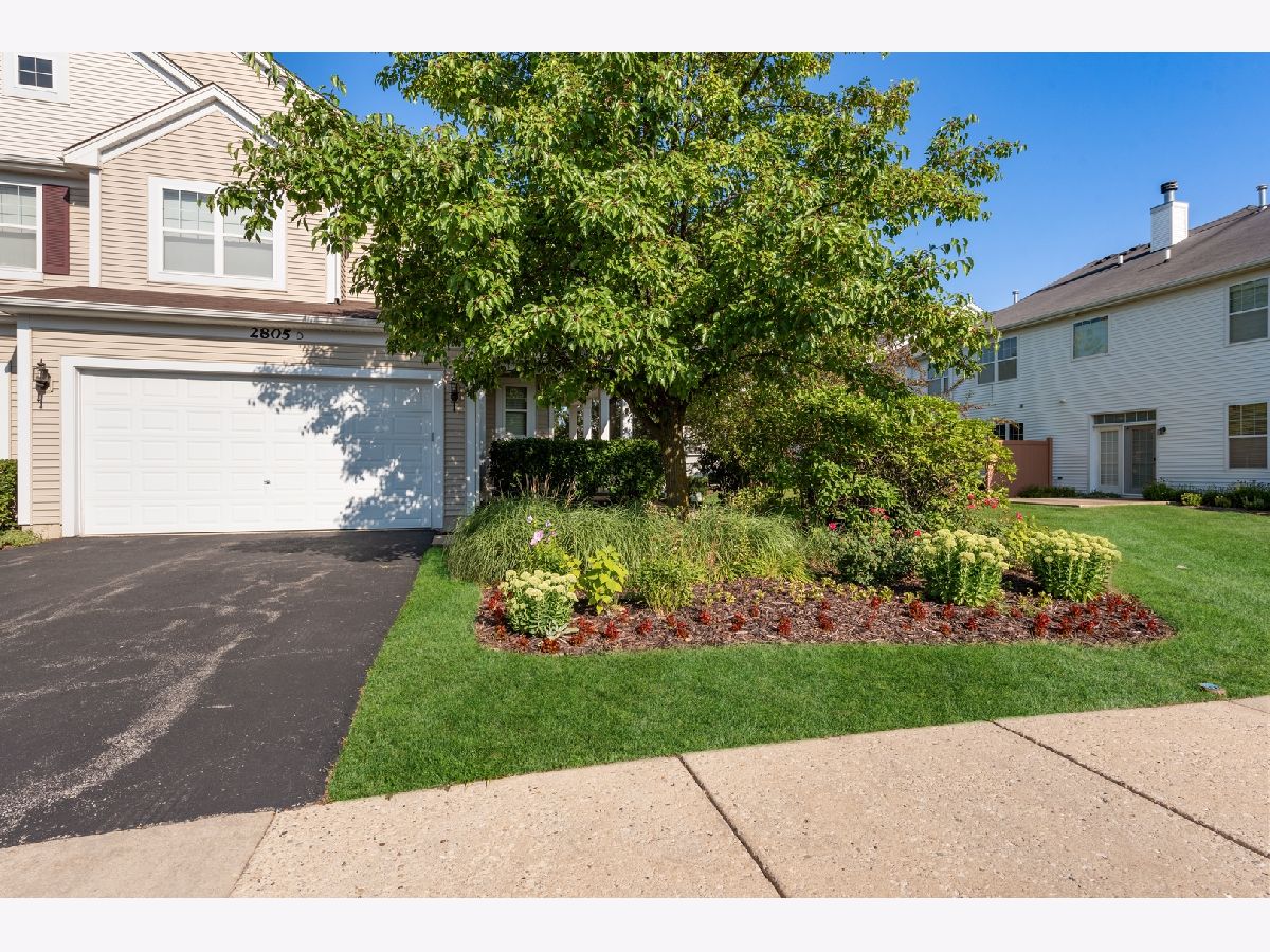 Homes & Townhomes Rented Liberty Lakes Wauconda Illinois, 2805 Cattail