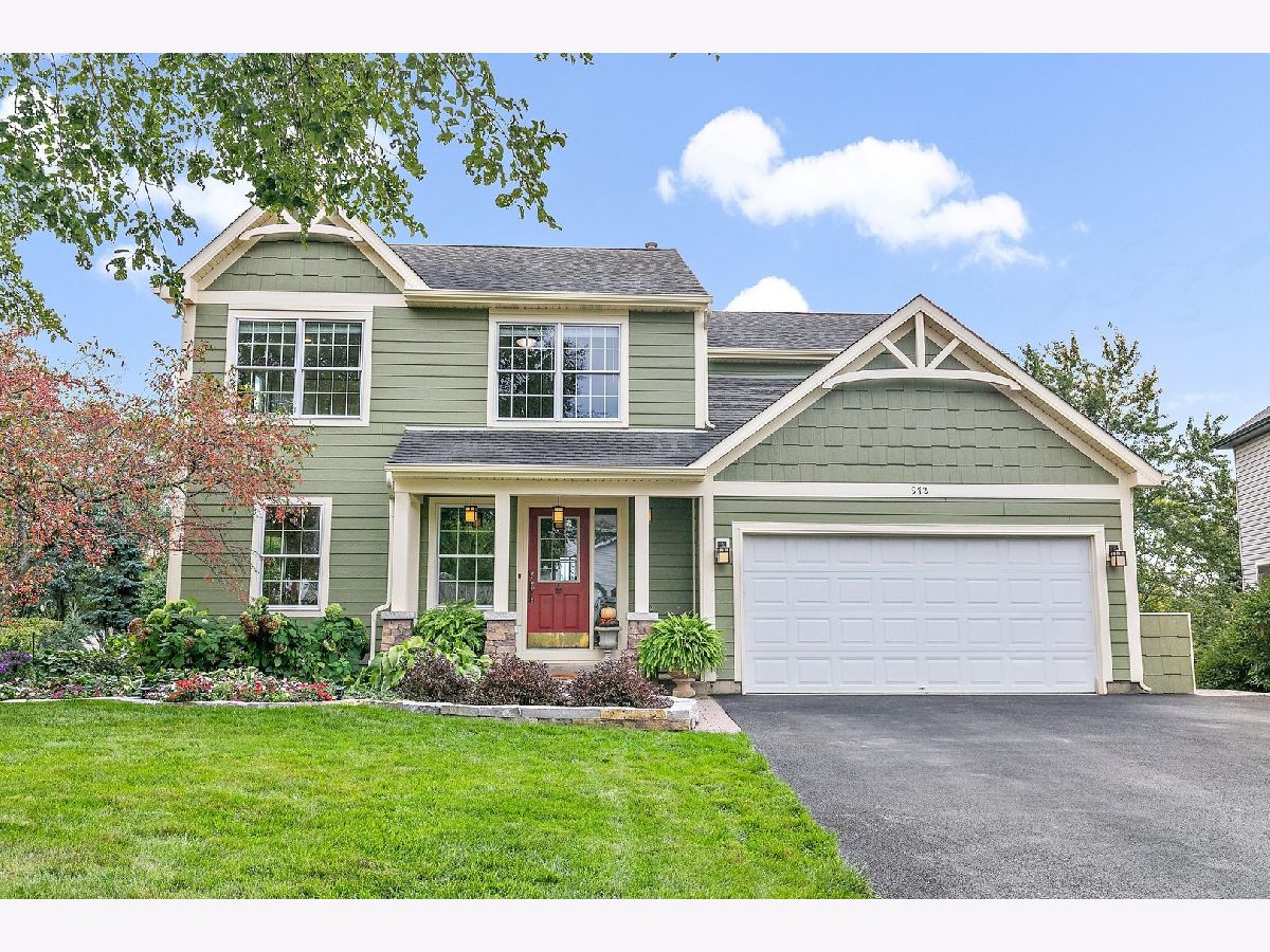 Homes & Condos & Townhomes Sold Crystal Creek Lake In The Hills Illinois, 912 Brandt